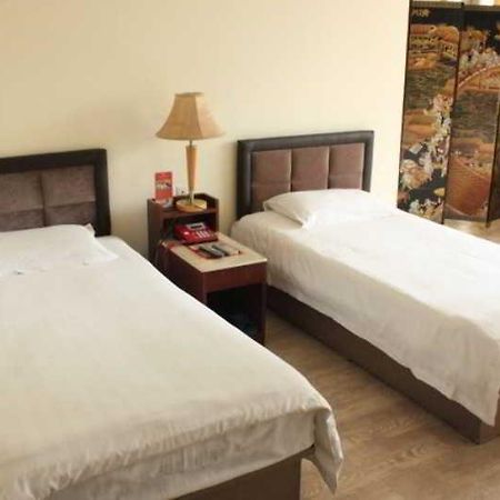 Fortune Business Hotel Qingdao Buitenkant foto
