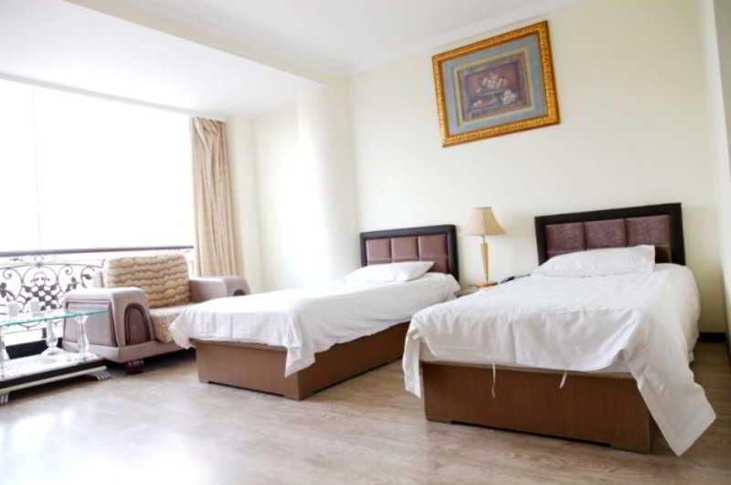 Fortune Business Hotel Qingdao Buitenkant foto